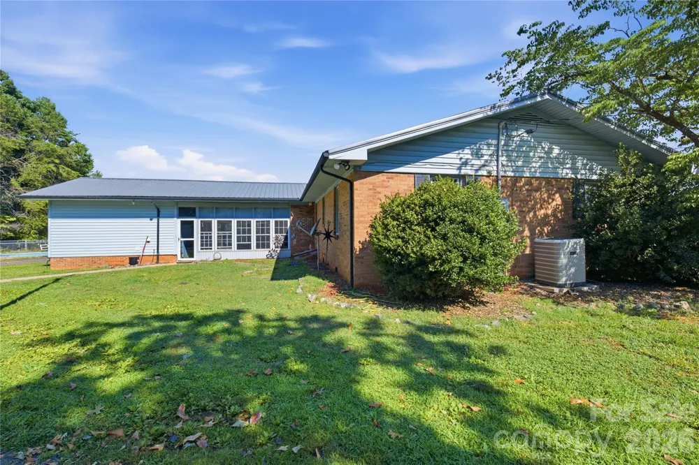 828 Ferry Road Forest City, NC 28043