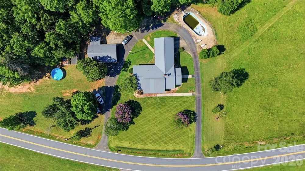 828 Ferry Road Forest City, NC 28043