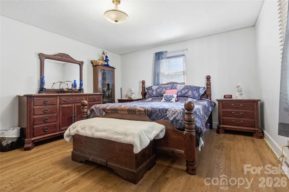 828 Ferry Road Forest City, NC 28043