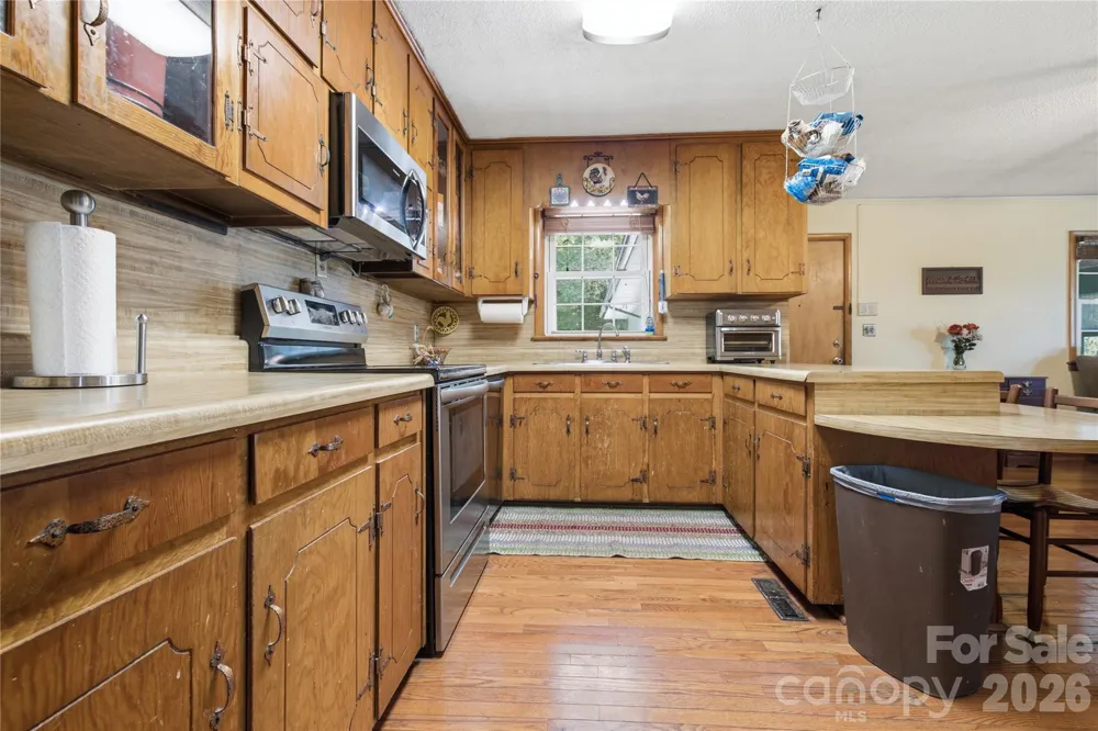 828 Ferry Road Forest City, NC 28043