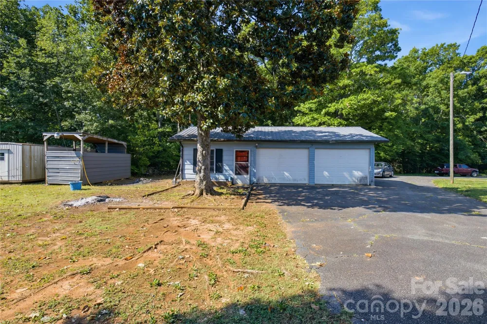 828 Ferry Road Forest City, NC 28043