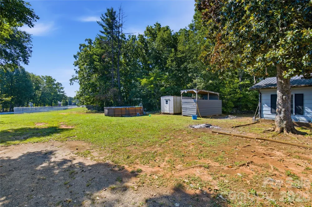 828 Ferry Road Forest City, NC 28043