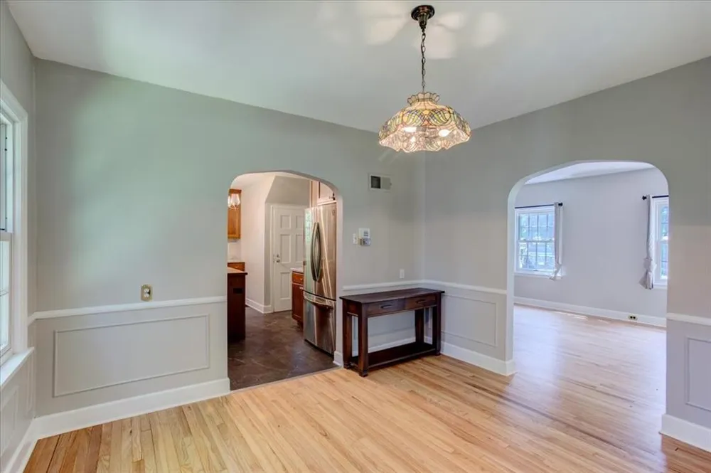 1319 Oakwood Avenue Menomonie, WI 54751