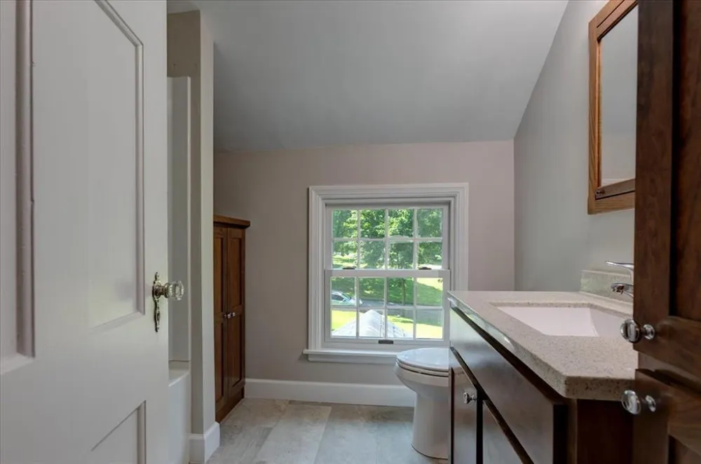 1319 Oakwood Avenue Menomonie, WI 54751