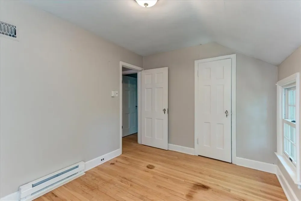 1319 Oakwood Avenue Menomonie, WI 54751