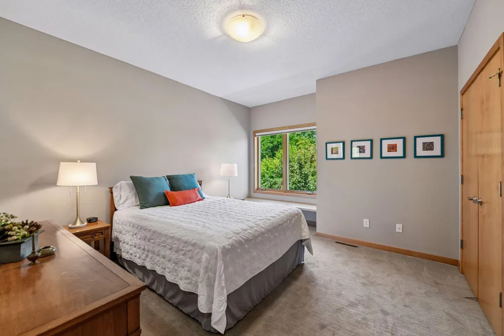 290 Grace Pointe Court Wayzata, MN 55391