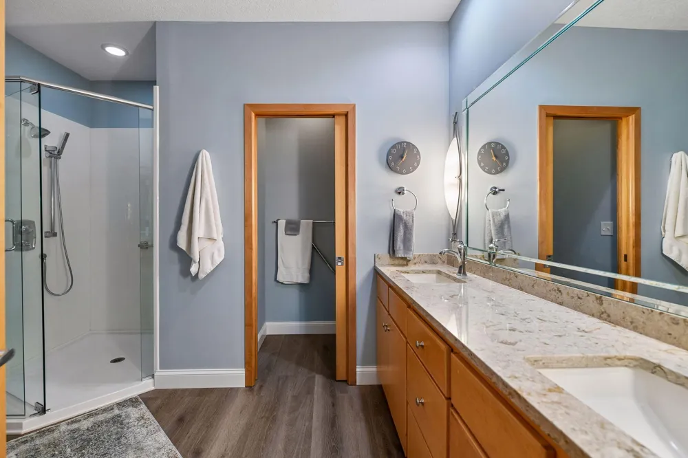 290 Grace Pointe Court Wayzata, MN 55391