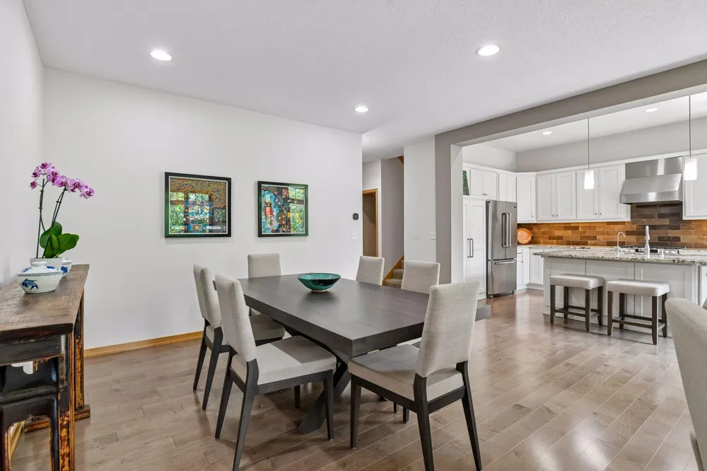 290 Grace Pointe Court Wayzata, MN 55391
