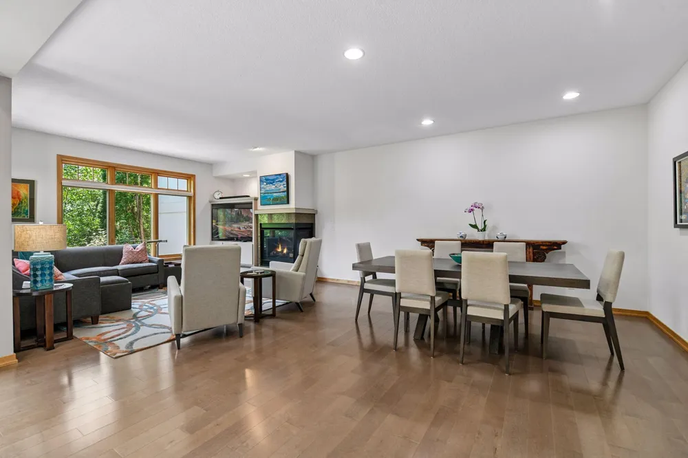 290 Grace Pointe Court Wayzata, MN 55391