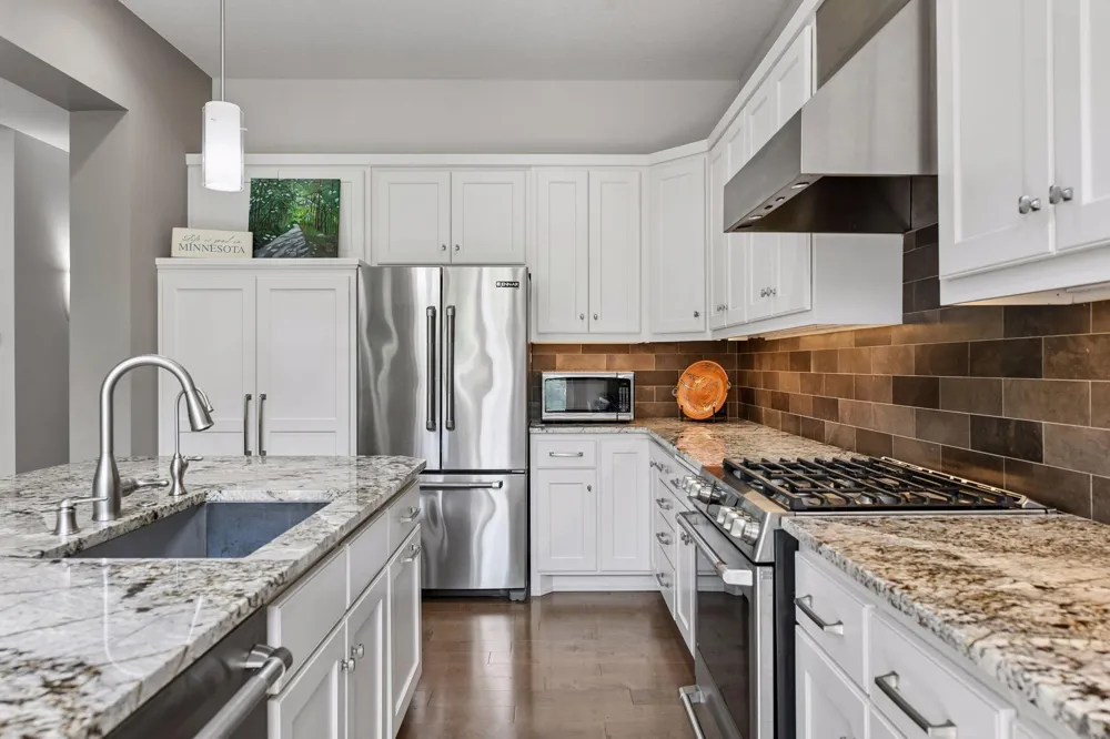 290 Grace Pointe Court Wayzata, MN 55391