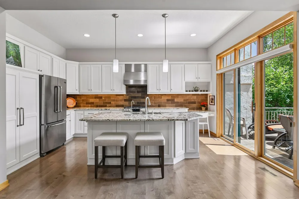 290 Grace Pointe Court Wayzata, MN 55391