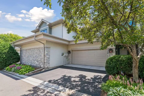 290 Grace Pointe Court