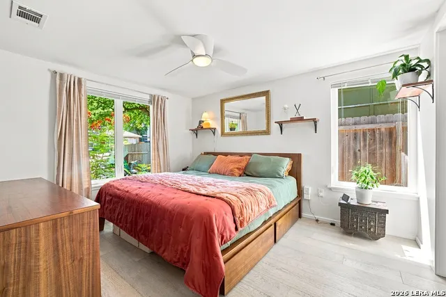 4610 TANNEY ST Austin, TX 78721