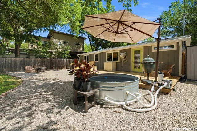4610 TANNEY ST Austin, TX 78721