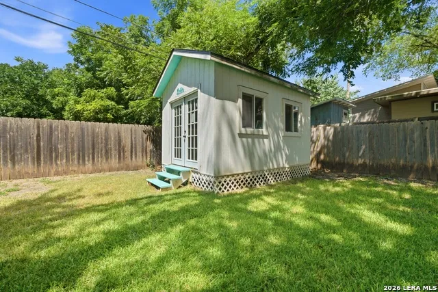 4610 TANNEY ST Austin, TX 78721
