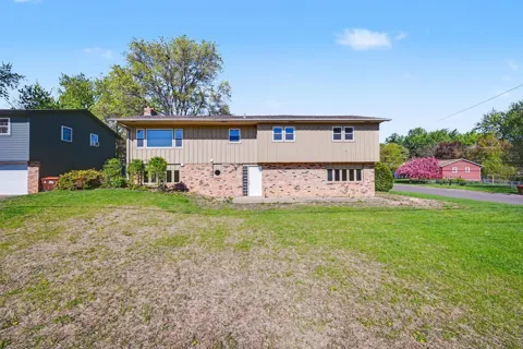 2000 Westview Drive