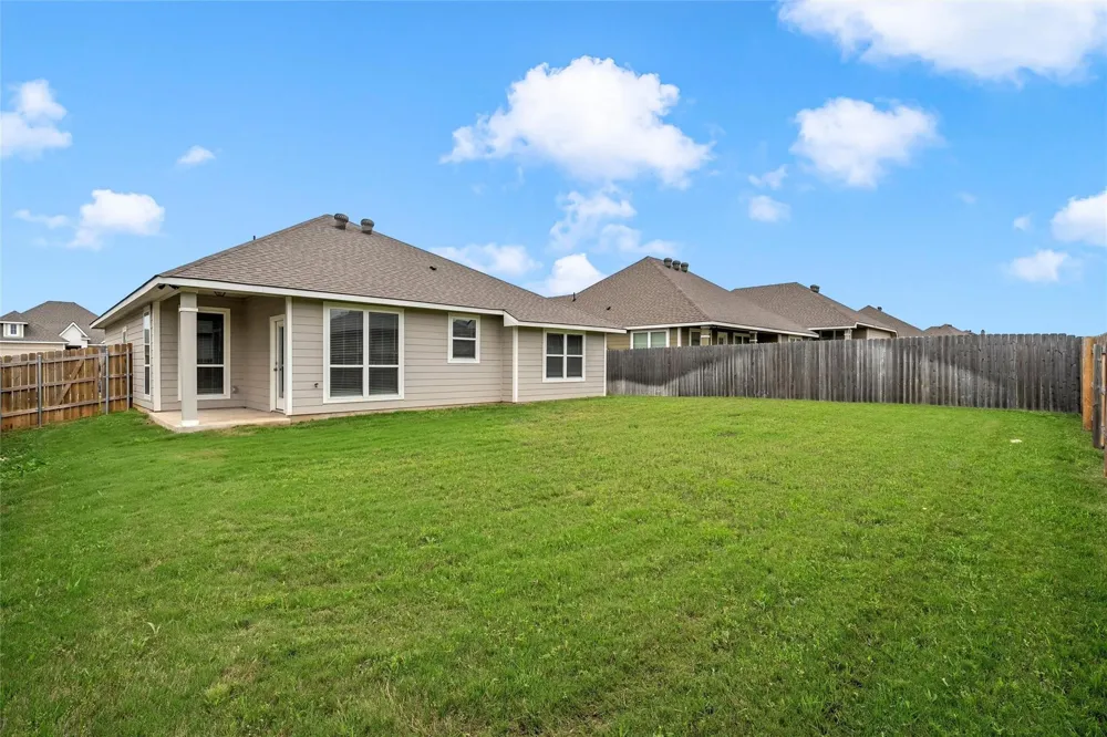3224 Dottavio Lorena, TX 76655