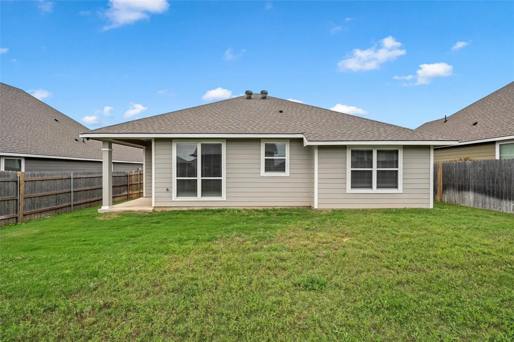 3224 Dottavio Lorena, TX 76655