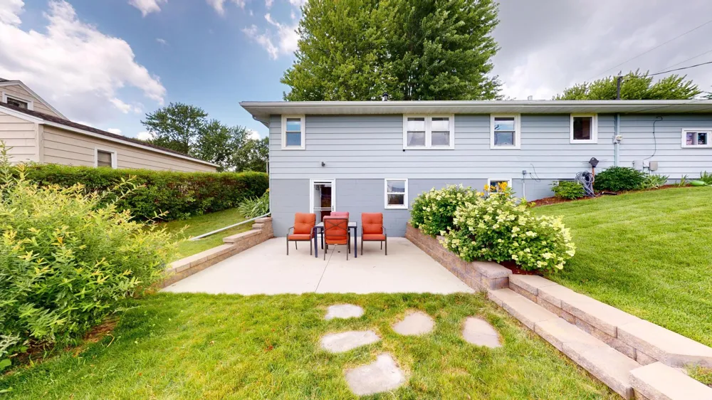 1402 Marie Avenue Albert Lea, MN 56007