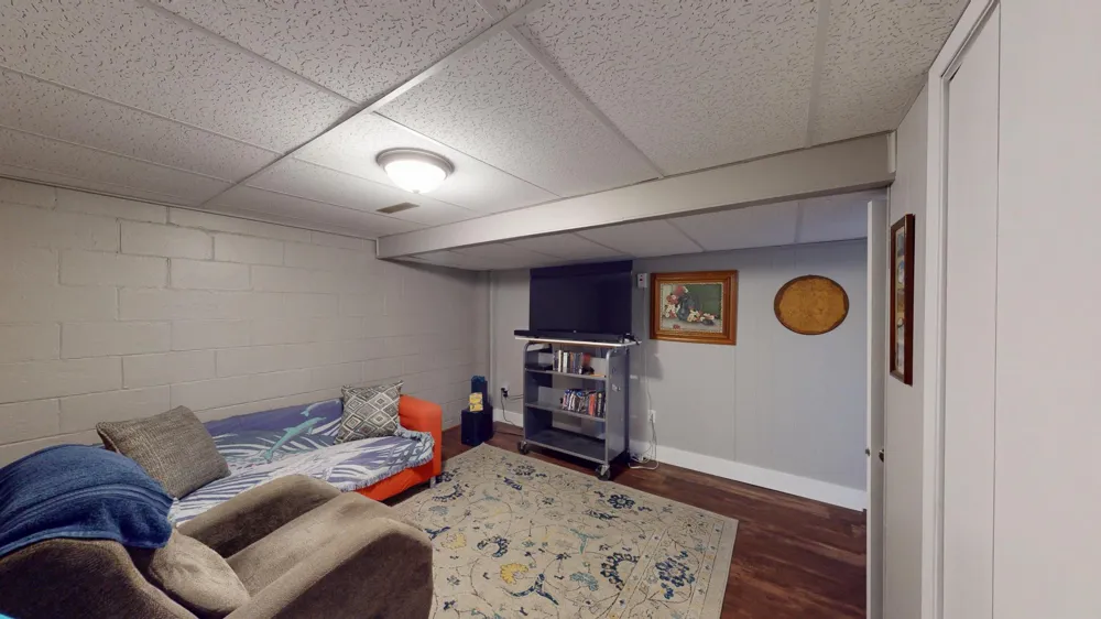 1402 Marie Avenue Albert Lea, MN 56007