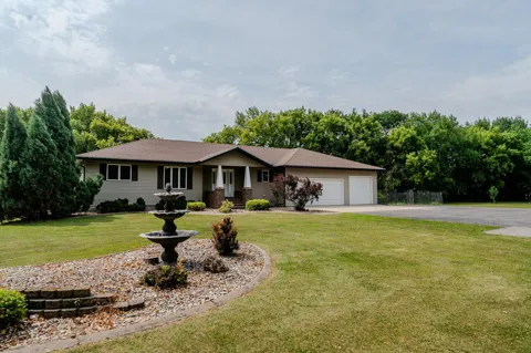 6409 County Road 17 S