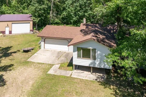 40142 Pandora Drive