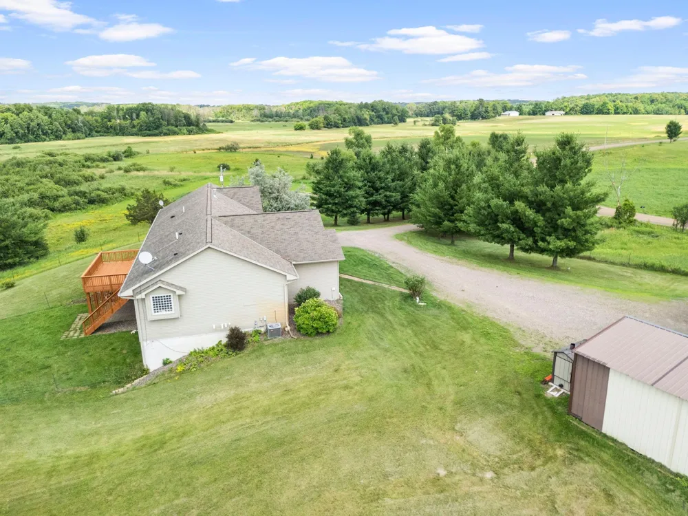 2490 Deer Drive Stanchfield, MN 55080