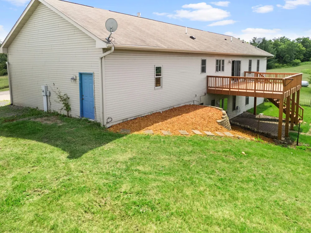 2490 Deer Drive Stanchfield, MN 55080