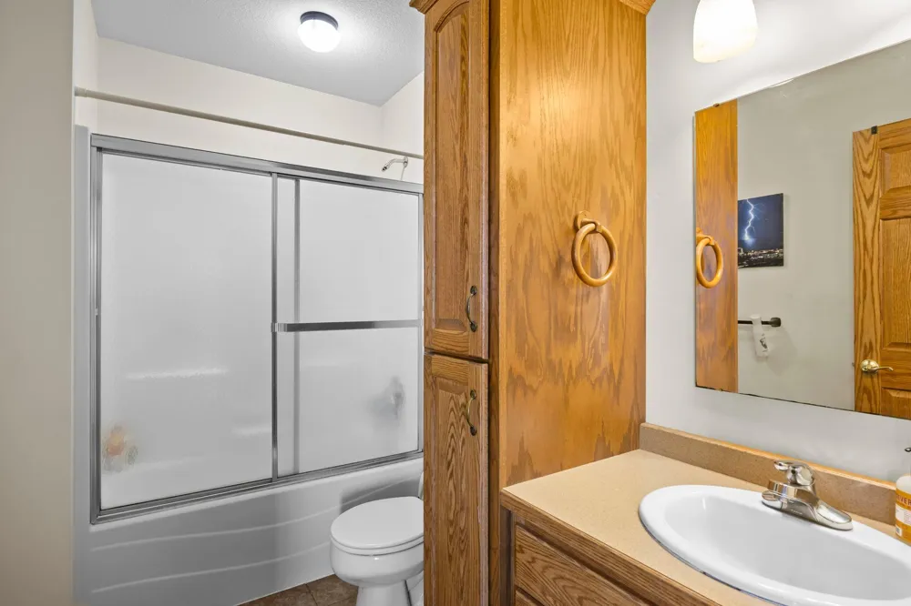 2490 Deer Drive Stanchfield, MN 55080