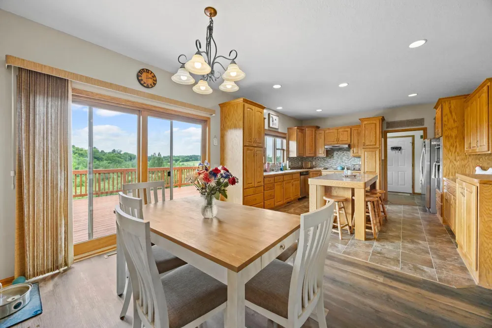 2490 Deer Drive Stanchfield, MN 55080