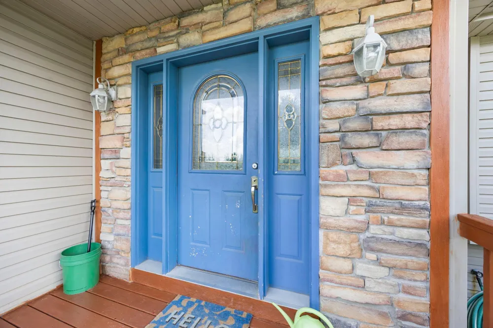 2490 Deer Drive Stanchfield, MN 55080