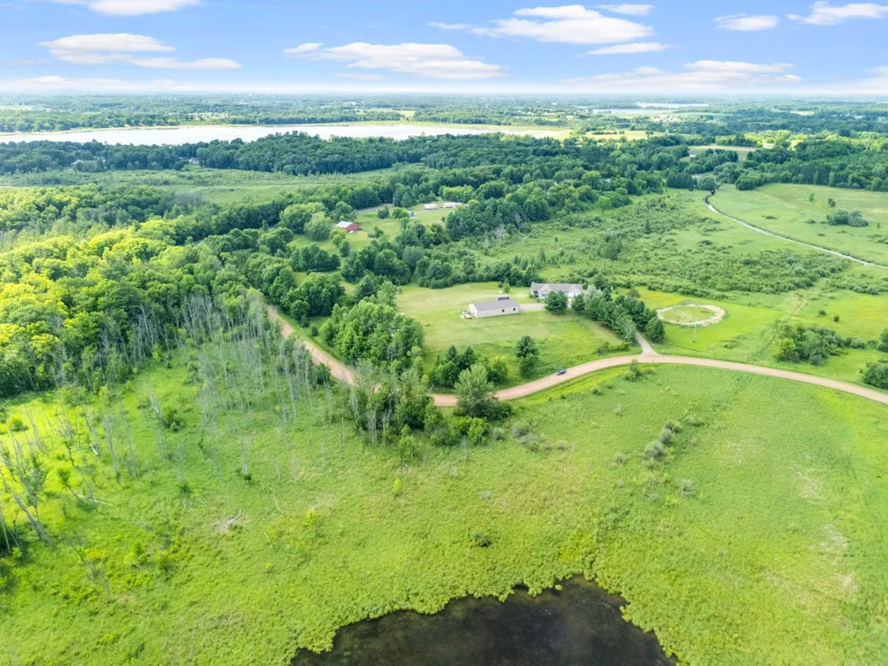 2490 Deer Drive Stanchfield, MN 55080