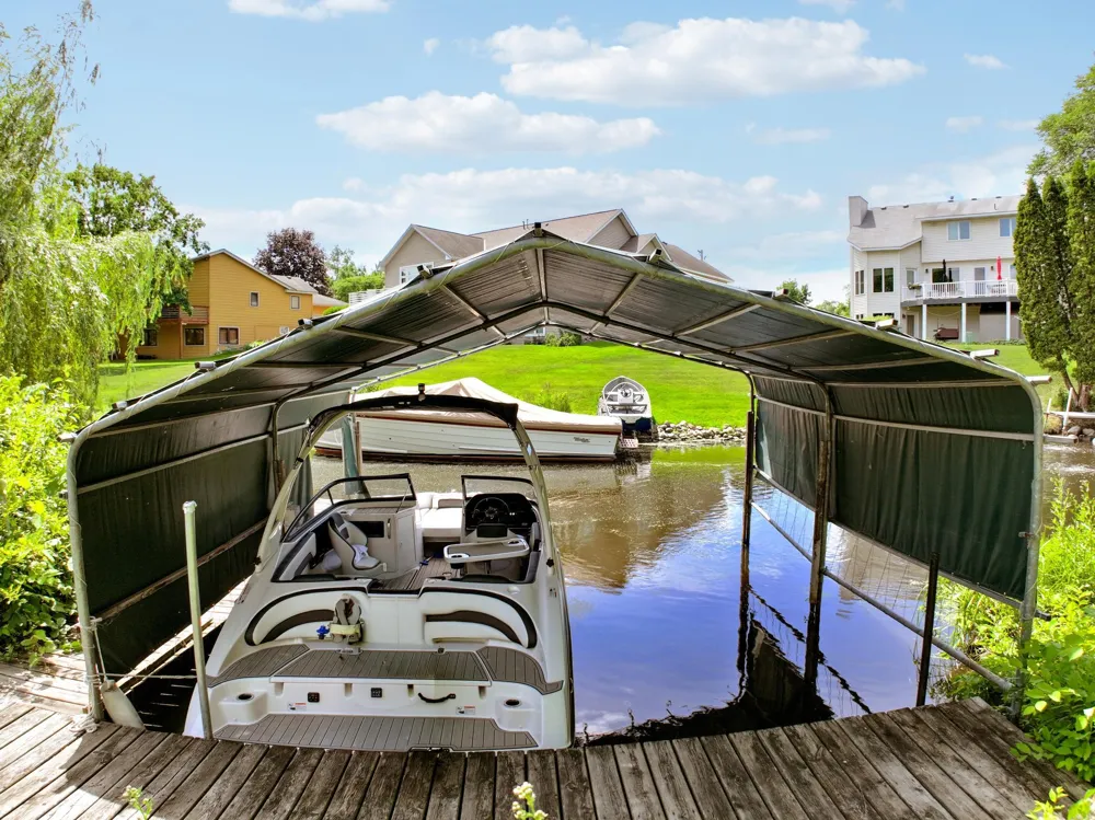 3270 Williams Lane Minnetrista, MN 55364