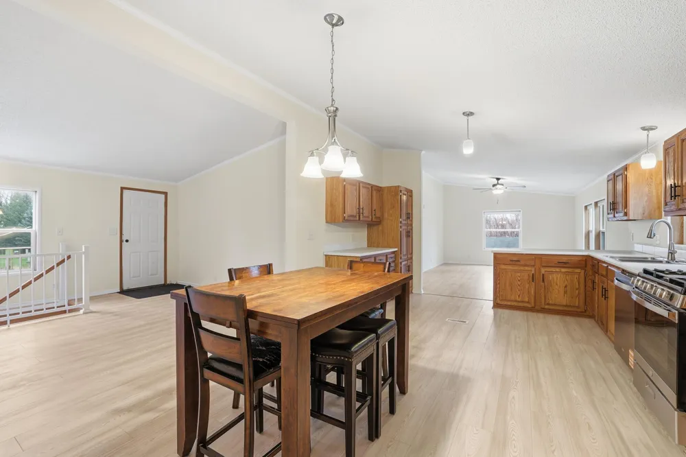 720 Central Avenue S New Prague, MN 56071