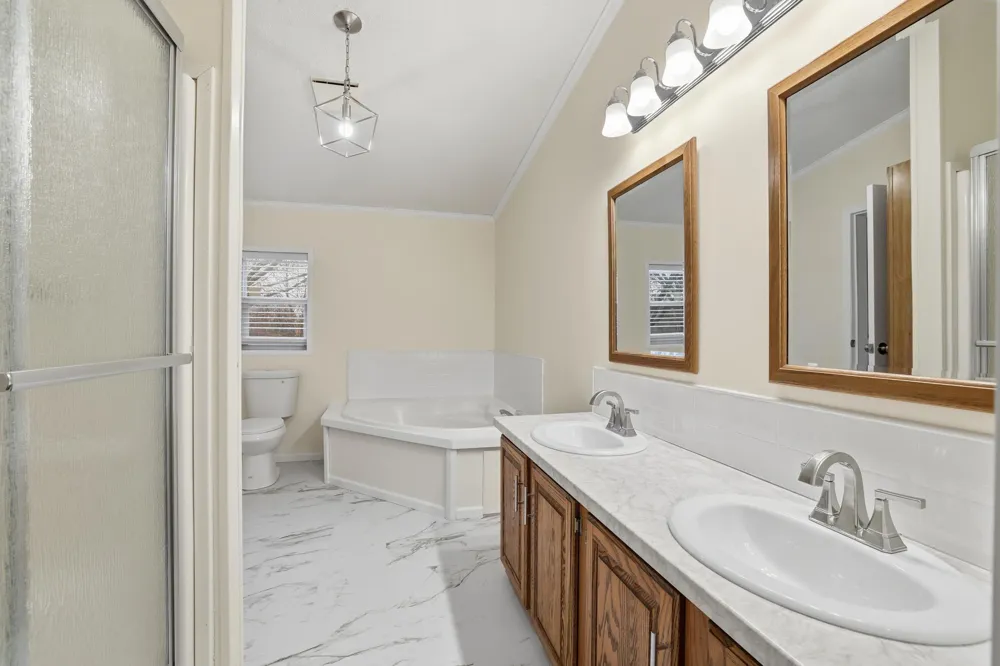 720 Central Avenue S New Prague, MN 56071
