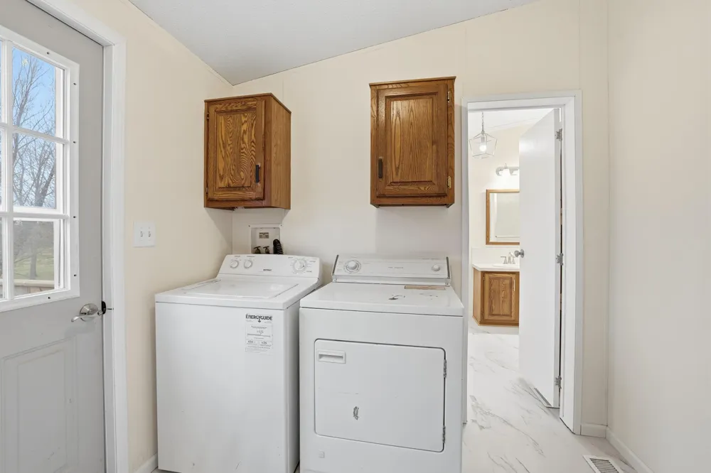 720 Central Avenue S New Prague, MN 56071