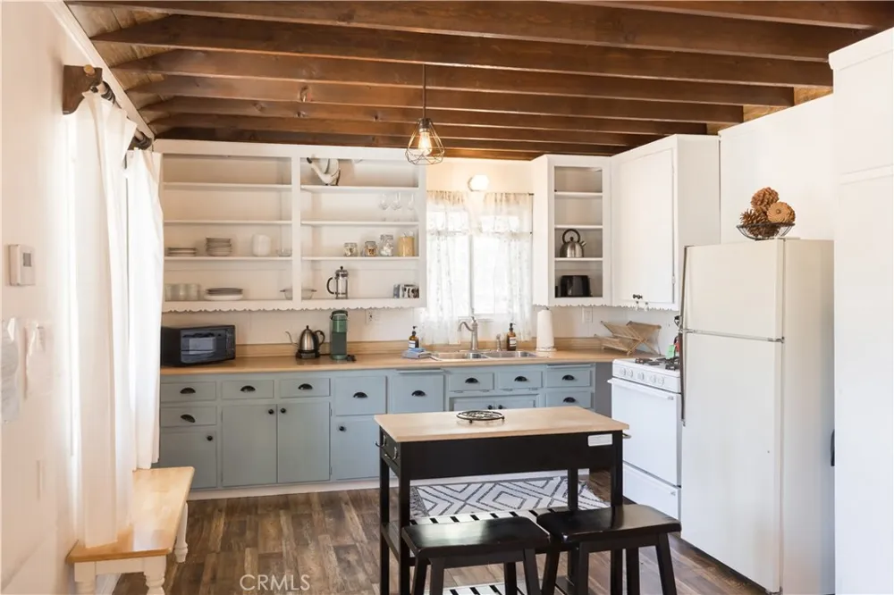 544 Vista Lane Big Bear Lake, CA 92315