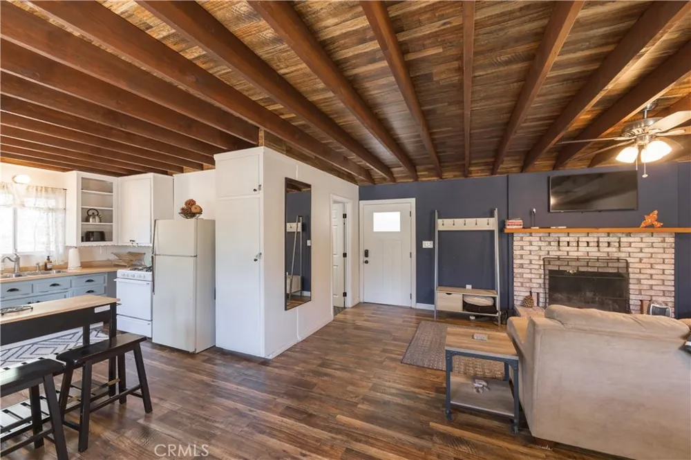 544 Vista Lane Big Bear Lake, CA 92315