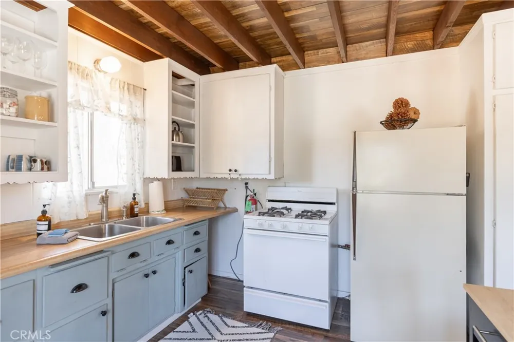544 Vista Lane Big Bear Lake, CA 92315