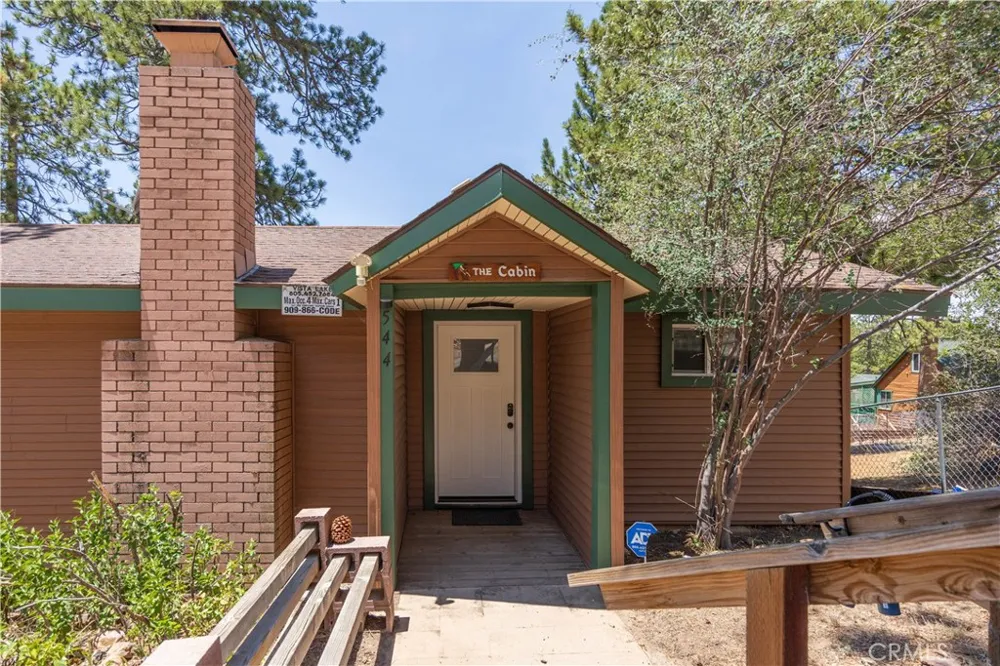 544 Vista Lane Big Bear Lake, CA 92315