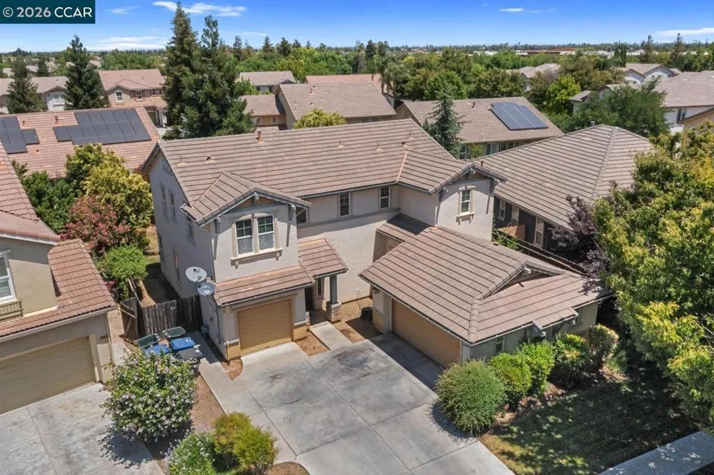 1117 Van Gogh Lane Patterson, CA 95363