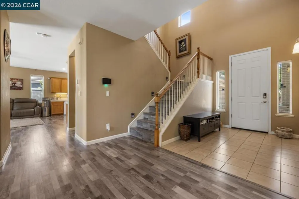 1117 Van Gogh Lane Patterson, CA 95363