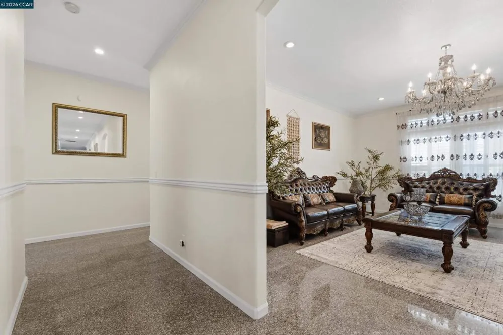 12732 West Ln Lodi, CA 95240