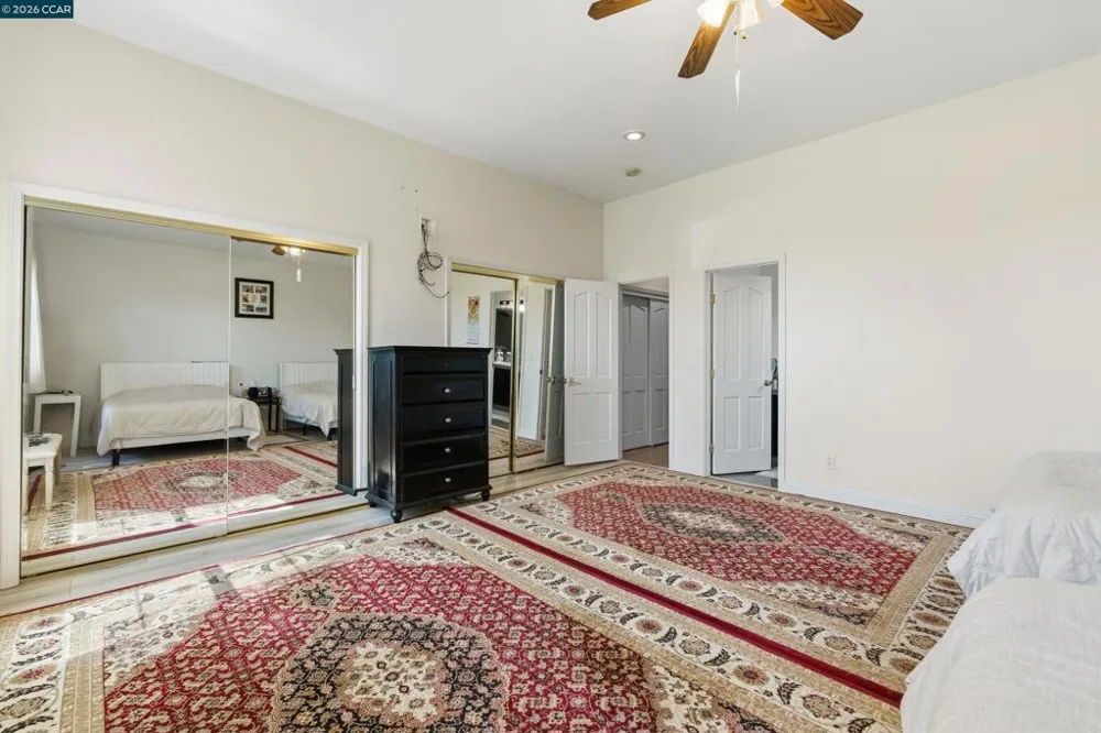 12732 West Ln Lodi, CA 95240