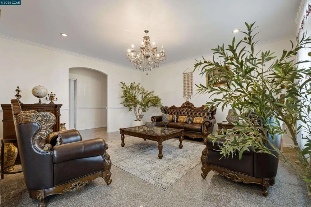 12732 West Ln Lodi, CA 95240