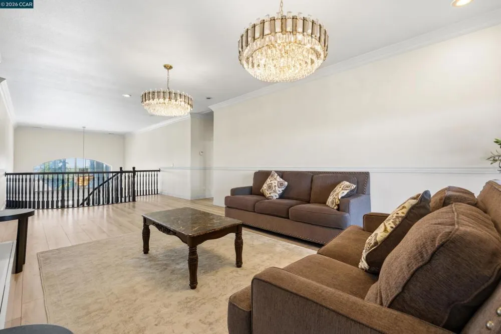 12732 West Ln Lodi, CA 95240