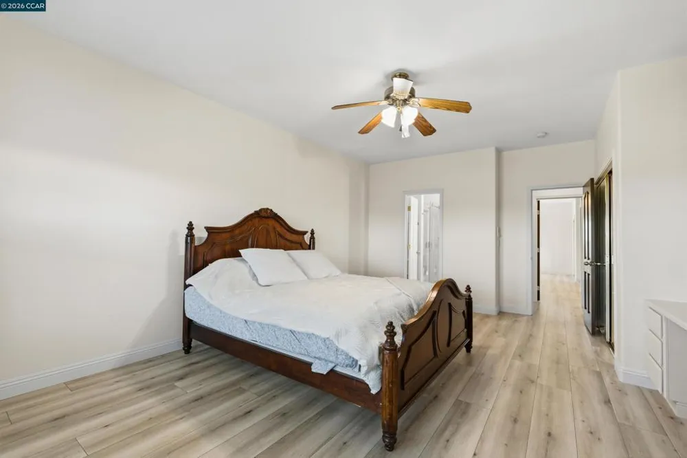 12732 West Ln Lodi, CA 95240