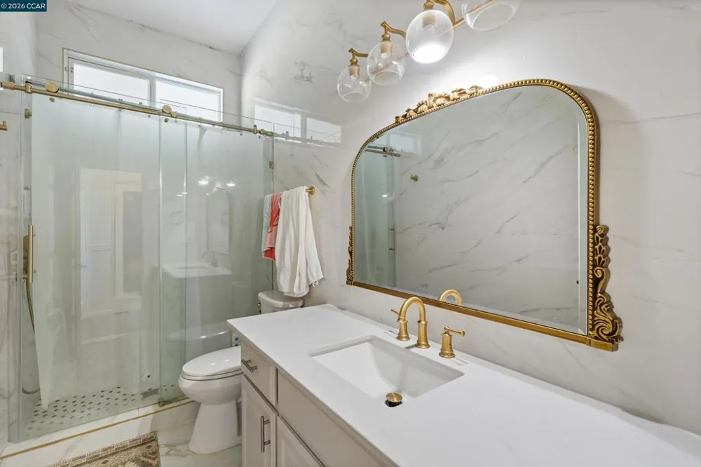 12732 West Ln Lodi, CA 95240