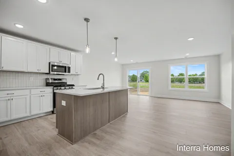916 Indiana Avenue #15