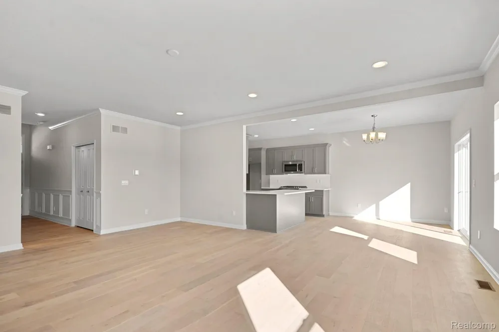 9046 RHYAN ROAD White Lake Charter Township, MI 48386